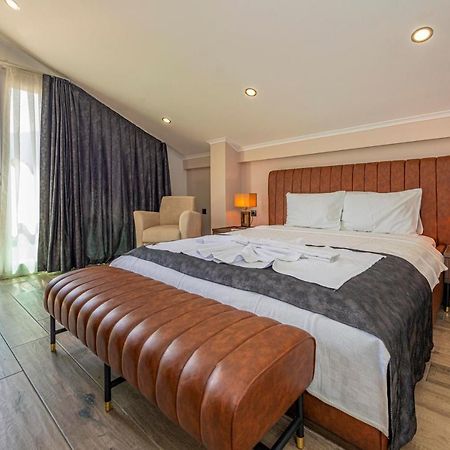 4 Beds, Luxury Holiday Villa In Hisaroenue Oeluedeniz Villa Mia Fethiye Exteriör bild