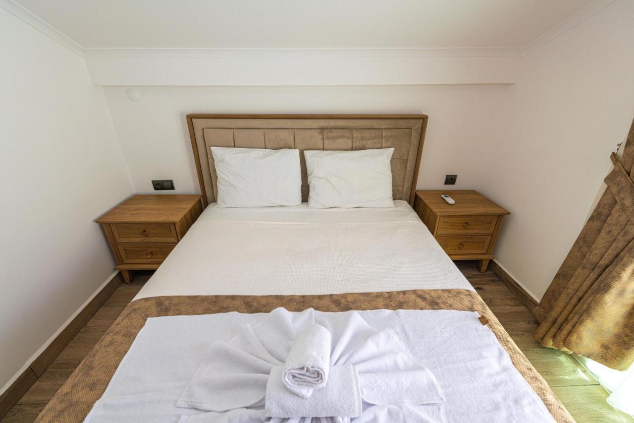 4 Beds, Luxury Holiday Villa In Hisaroenue Oeluedeniz Villa Mia Fethiye Exteriör bild