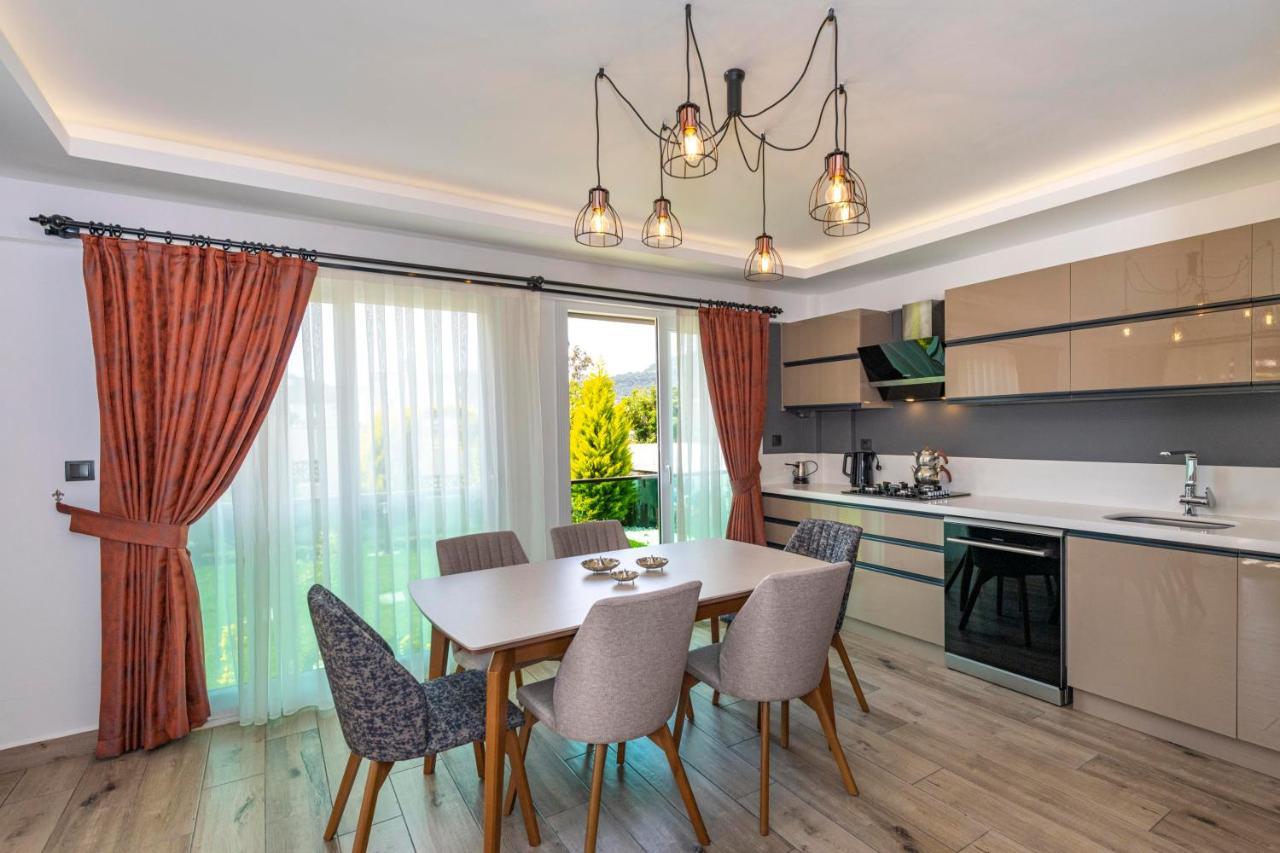 4 Beds, Luxury Holiday Villa In Hisaroenue Oeluedeniz Villa Mia Fethiye Exteriör bild