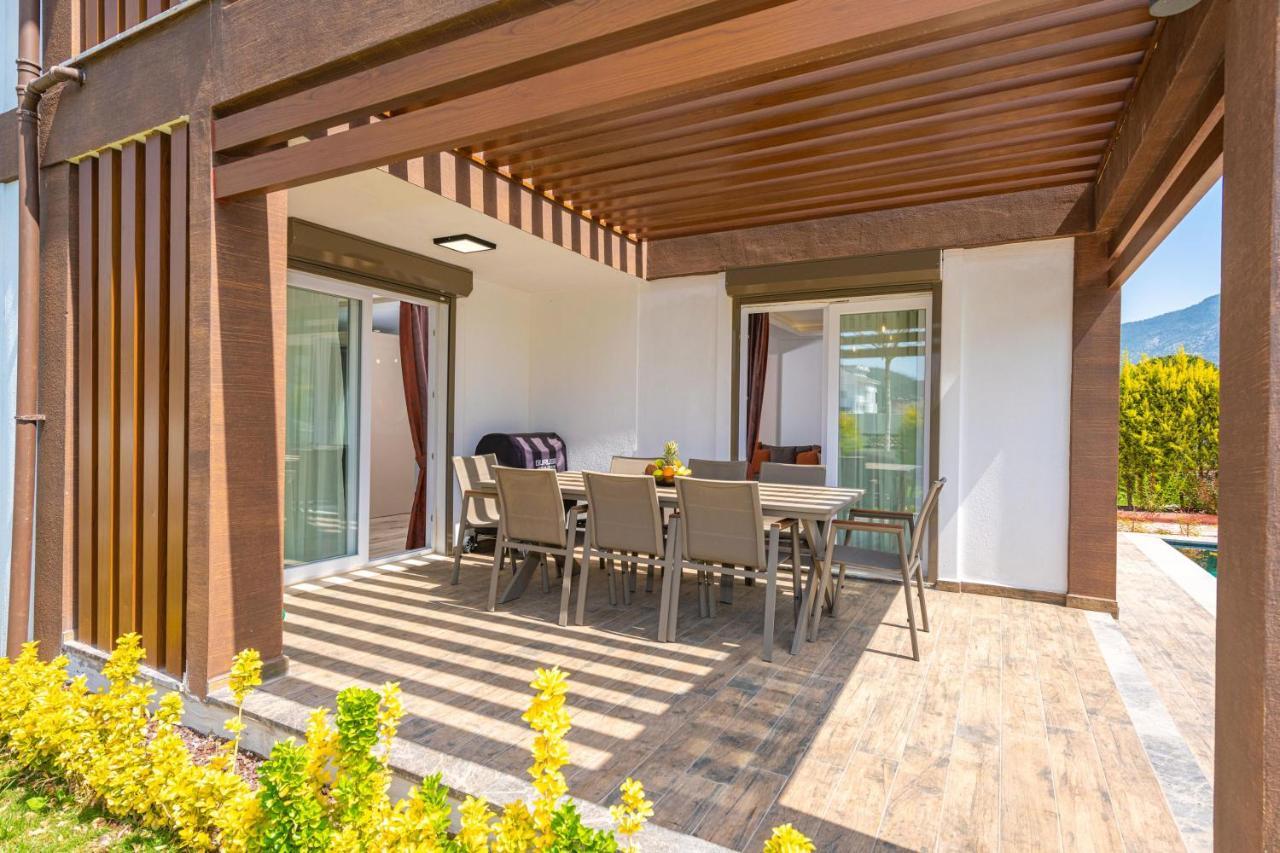 4 Beds, Luxury Holiday Villa In Hisaroenue Oeluedeniz Villa Mia Fethiye Exteriör bild
