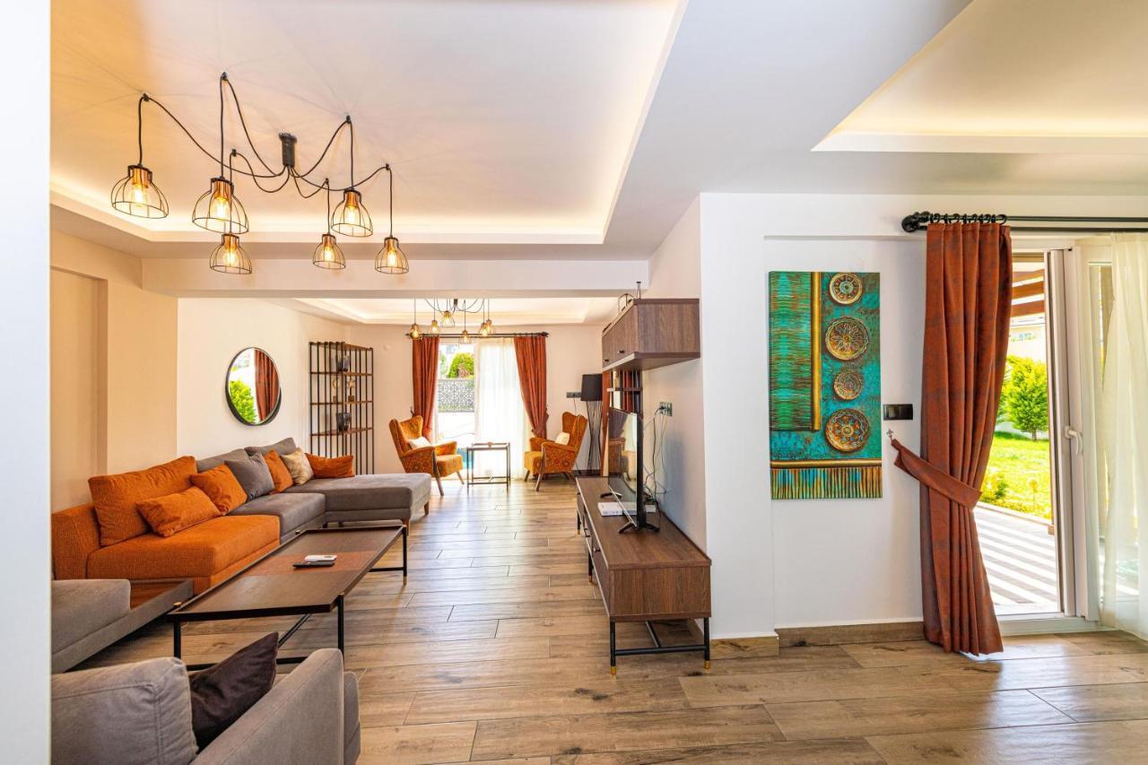 4 Beds, Luxury Holiday Villa In Hisaroenue Oeluedeniz Villa Mia Fethiye Exteriör bild