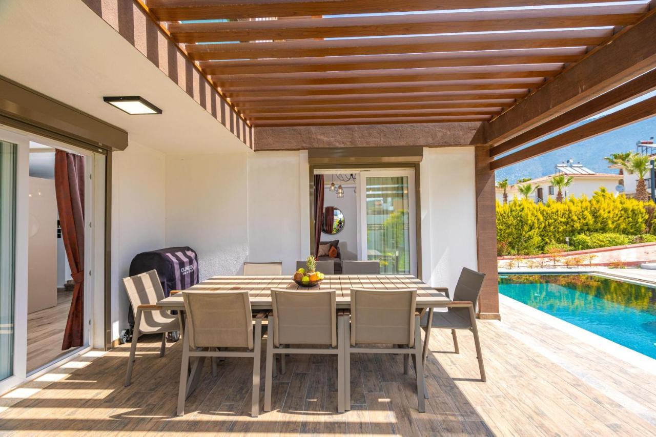 4 Beds, Luxury Holiday Villa In Hisaroenue Oeluedeniz Villa Mia Fethiye Exteriör bild