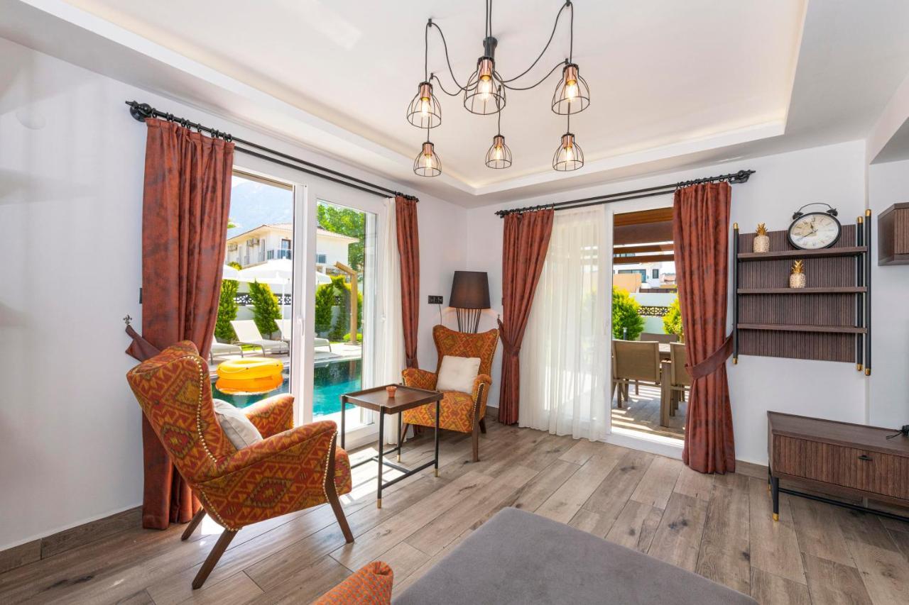 4 Beds, Luxury Holiday Villa In Hisaroenue Oeluedeniz Villa Mia Fethiye Exteriör bild